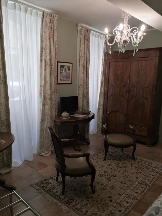 Les Chambres De L'Horloge Lectoure Bagian luar foto